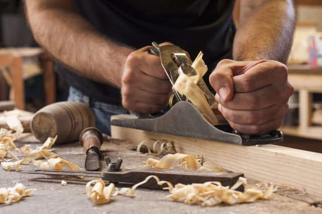 1 Emard Bois Menuisier Escalier 20150217143158 1024x682 | Québec Preppers Travail du bois et menuiserie artisanale